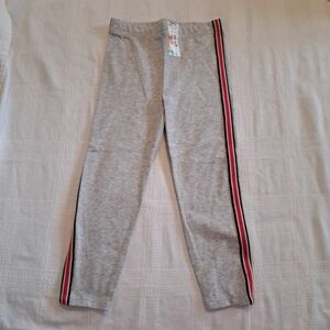 Garanimals girls size 4T gray with stripe down the leg, New